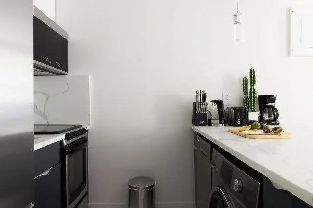شقة 1597-3 Studio Upper East Side Apt W&D In Unit نيو يورك